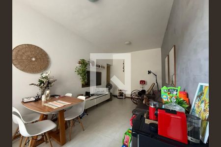Sala de apartamento à venda com 2 quartos, 82m² em Grajaú, Rio de Janeiro