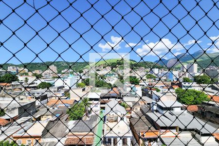 Vista de apartamento à venda com 2 quartos, 55m² em Sampaio, Rio de Janeiro
