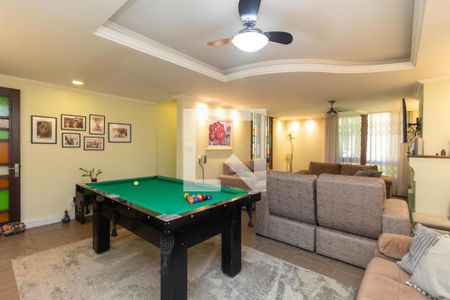 Sala de casa à venda com 3 quartos, 265m² em Cristal, Porto Alegre