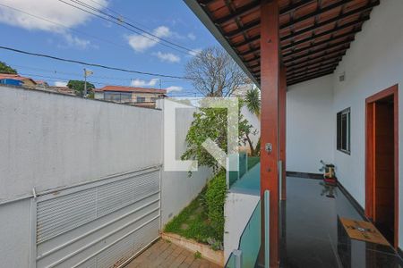 Casa à venda com 3 quartos, 371m² em Alto Caiçaras, Belo Horizonte