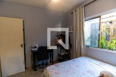 Suíte de casa à venda com 3 quartos, 360m² em Itaipu, Niterói