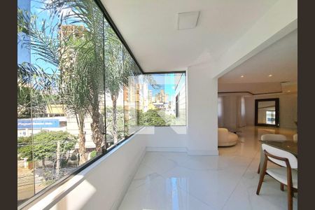 Apartamento para alugar com 3 quartos, 217m² em Buritis, Belo Horizonte