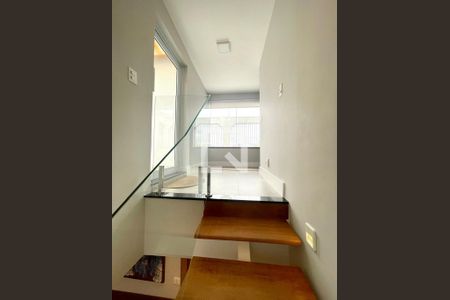 Escada de apartamento à venda com 4 quartos, 340m² em Aclimação, São Paulo