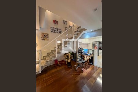 Casa 1 - Sala de casa à venda com 5 quartos, 350m² em Vila Moinho Velho, São Paulo