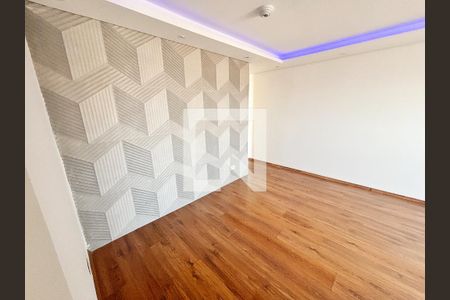 Sala de apartamento à venda com 3 quartos, 68m² em Cidade Patriarca, São Paulo