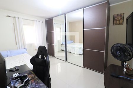Quarto 2 de casa à venda com 3 quartos, 265m² em Santo Antônio, Osasco