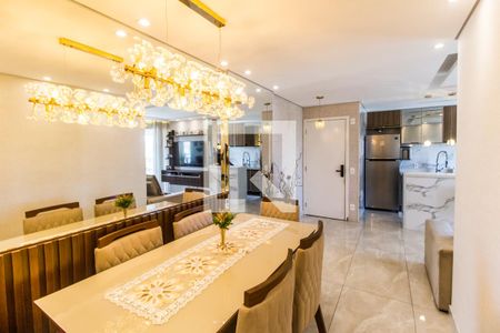 Sala  de apartamento para alugar com 2 quartos, 68m² em Bethaville I, Barueri