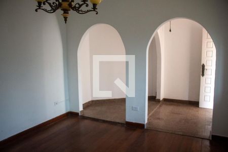 Sala de entrada de casa para alugar com 5 quartos, 440m² em Centro, Ribeirão Pires