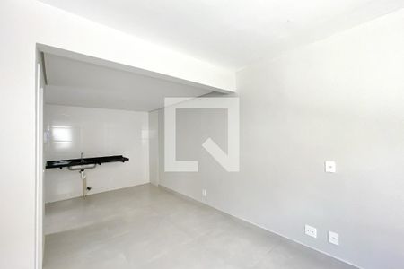 Casa à venda com 2 quartos, 74m² em Boa Vista, Belo Horizonte