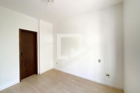 Suite 1 de apartamento para alugar com 3 quartos, 85m² em Funcionários, Belo Horizonte