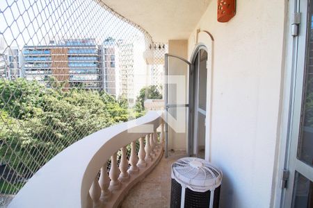 Apartamento à venda com 3 quartos, 114m² em Sumaré, São Paulo