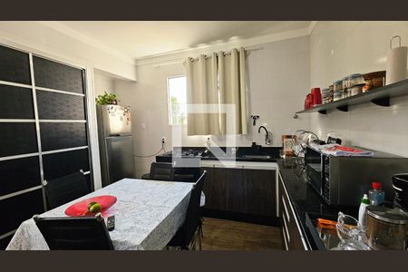 Casa à venda com 2 quartos, 110m² em Vila de Vecchi, Jundiaí