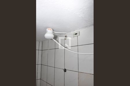 Detalhe - Banheiro Social de casa para alugar com 1 quarto, 20m² em Parque Itaberaba, São Paulo