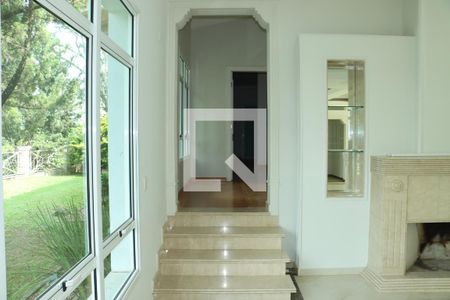 Corredor de casa de condomínio para alugar com 5 quartos, 517m² em Caiapia, Cotia