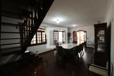 Sala de casa à venda com 6 quartos, 700m² em Eldorado, Diadema