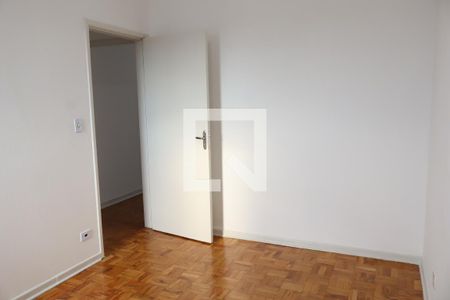 Quarto 1 de apartamento para alugar com 2 quartos, 70m² em Vila Alpina, São Paulo