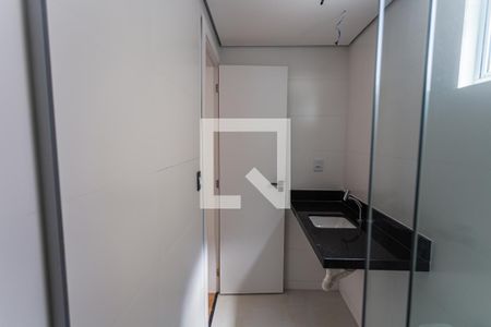 Banheiro da Suíte de apartamento à venda com 3 quartos, 212m² em Sagrada Família, Belo Horizonte