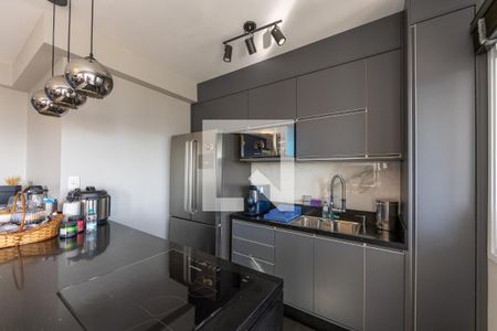 Sala_Cozinha de apartamento à venda com 1 quarto, 60m² em Alphaville Empresarial, Barueri