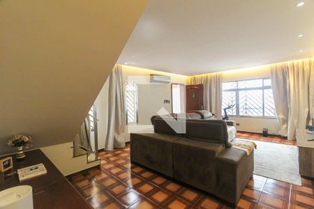 Casa para alugar com 3 quartos, 237m² em Vila Formosa, São Paulo