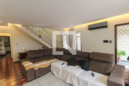 Casa para alugar com 3 quartos, 237m² em Vila Formosa, São Paulo