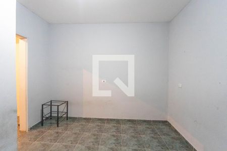 Quarto de casa para alugar com 1 quarto, 40m² em Jardim Luso, São Paulo
