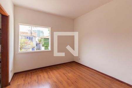 Suíte de casa para alugar com 5 quartos, 285m² em Pinheiros, São Paulo