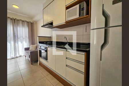 Sala/Cozinha de apartamento para alugar com 1 quarto, 27m² em Chácara Santo Antônio, São Paulo