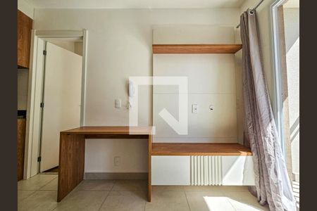 Sala/Cozinha de apartamento para alugar com 1 quarto, 27m² em Chácara Santo Antônio, São Paulo