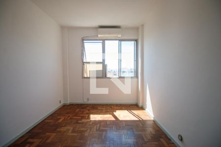 Quarto 1 de apartamento à venda com 2 quartos, 55m² em Tijuca, Rio de Janeiro