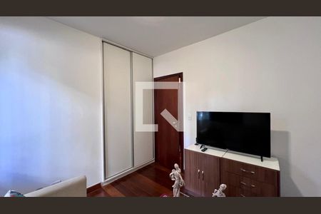 quarto  de apartamento à venda com 4 quartos, 127m² em Funcionários, Belo Horizonte