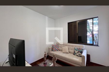 quarto de apartamento à venda com 4 quartos, 127m² em Funcionários, Belo Horizonte