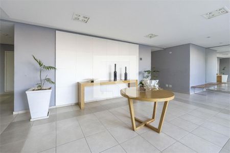 Apartamento à venda com 3 quartos, 70m² em Jardim Parque Morumbi, São Paulo