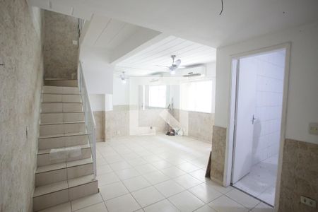 Sala de casa à venda com 3 quartos, 135m² em Taquara, Rio de Janeiro