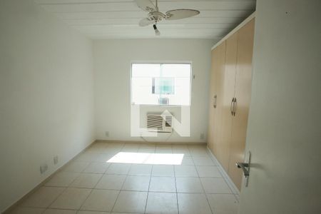 Quarto  de casa à venda com 3 quartos, 135m² em Taquara, Rio de Janeiro