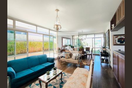 Casa à venda com 4 quartos, 547m² em Jardim Ana Maria, Jundiaí