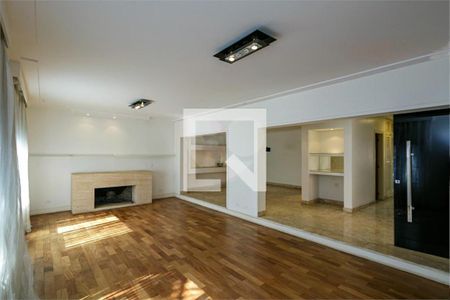 Casa à venda com 6 quartos, 1200m² em Jardim Prudência, São Paulo