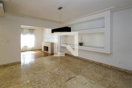 Casa à venda com 6 quartos, 1200m² em Jardim Prudência, São Paulo