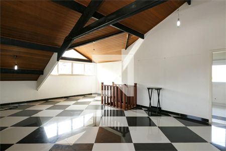 Casa à venda com 6 quartos, 1200m² em Jardim Prudência, São Paulo