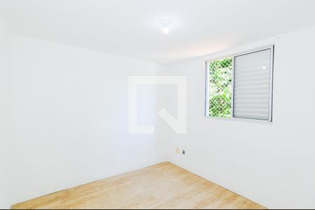 Quarto 2 de apartamento para alugar com 2 quartos, 44m² em Vila Bremen, Guarulhos