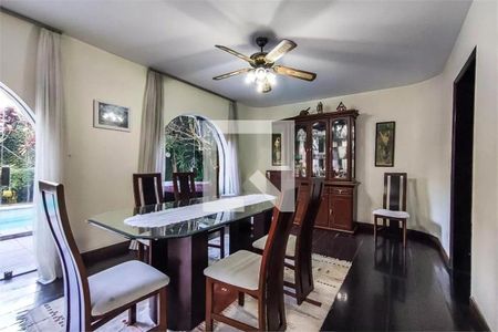 Casa à venda com 4 quartos, 434m² em Jardim Morumbi, São Paulo