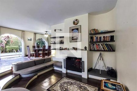 Casa à venda com 4 quartos, 434m² em Jardim Morumbi, São Paulo