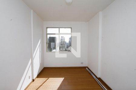 Sala de apartamento para alugar com 2 quartos, 76m² em Barro Preto, Belo Horizonte