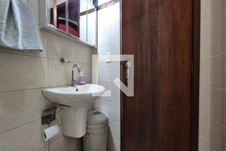 Banheiro de casa à venda com 5 quartos, 253m² em Parque Fazendinha, Campinas