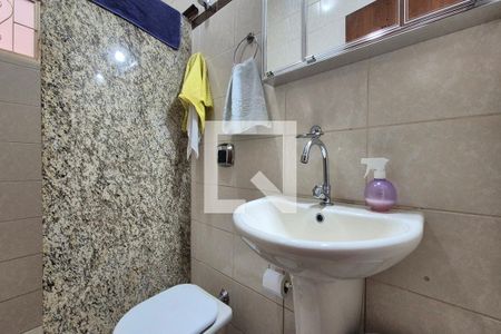 Banheiro de casa à venda com 5 quartos, 253m² em Parque Fazendinha, Campinas