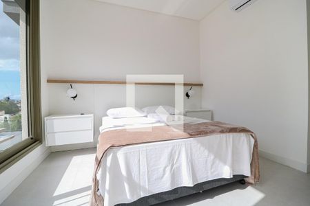 Sala de apartamento para alugar com 2 quartos, 74m² em Jurerê, Florianópolis