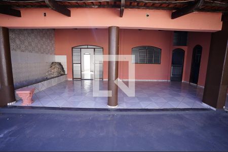 Casa para alugar com 5 quartos, 285m² em Setor Sudoeste, Goiânia