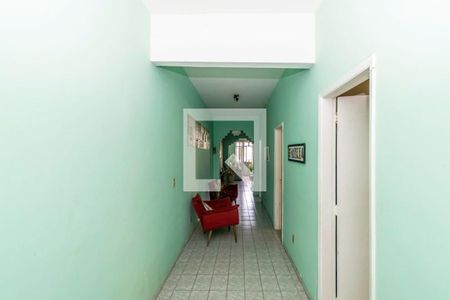 Corredor de casa para alugar com 3 quartos, 138m² em Vila Kosmos, Rio de Janeiro