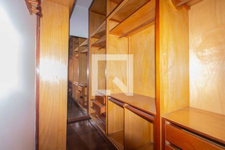 Closet da suíte de casa para alugar com 4 quartos, 220m² em Cambuci, São Paulo