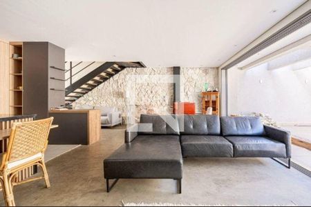 Casa à venda com 3 quartos, 200m² em Residencial Tambore III, Santana de Parnaíba