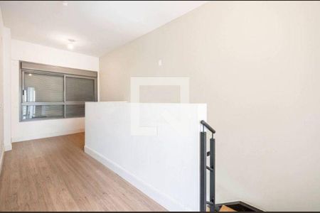 Casa à venda com 3 quartos, 200m² em Residencial Tambore III, Santana de Parnaíba